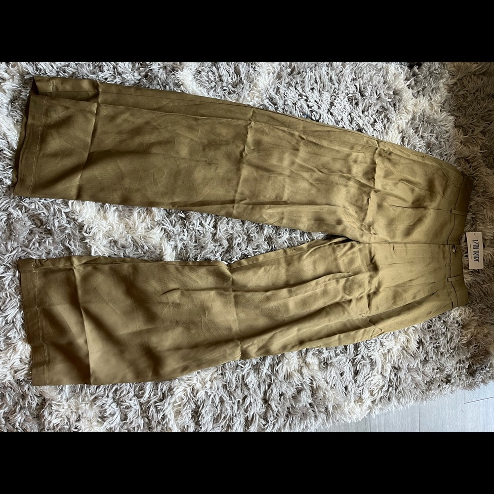 12th tribe green flare pants NEVER WORN NWT